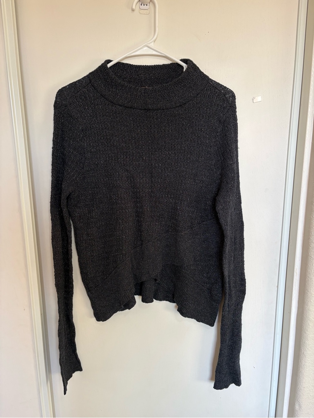 Free People Cropped Sweater M Gray Blue Criss Cross Hem Cotton Blend Cabincore